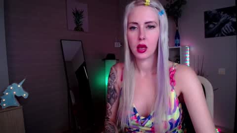Snapshot of nastasya_cute chatting on 12.14.24 Nastya online show from 12.14.24