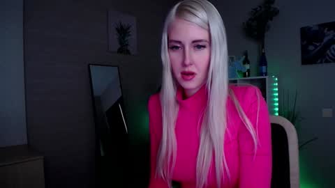 Snapshot of nastasya_cute chatting on 12.19.24 Nastya online show from 12.19.24
