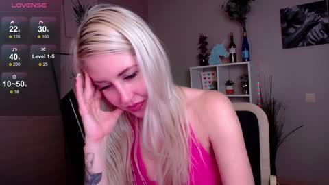 Snapshot of nastasya_cute chatting on 02.03.25 Nastya online show from 02.03.25