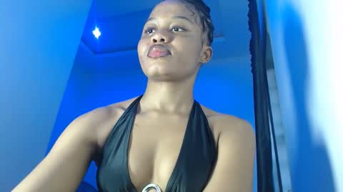 ella online show from 10.17.25