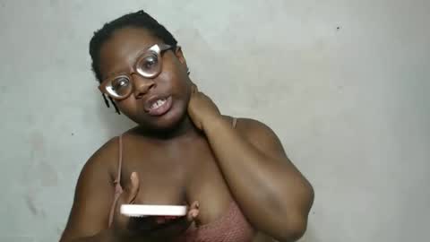 Snapshot of nastyhairy7 chatting on 10.19.25 nastyhairy7 online show from 10.19.25