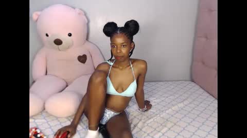 Snapshot of nastyxoul chatting on 11.10.25 nastyxoul online show from 11.10.25