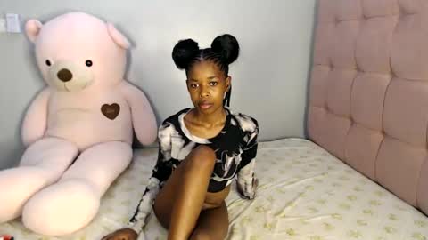 Snapshot of nastyxoul chatting on 11.12.25 nastyxoul online show from 11.12.25