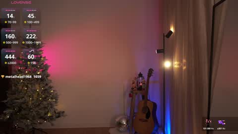 Snapshot of natalia_exotic chatting on 12.15.24 Natalia online show from 12.15.24