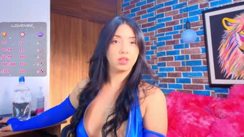 Natalia Kiss online show from 01.28.25