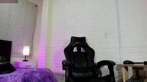 Snapshot of natalia_kiss01 chatting on 02.09.26 Natalia Kiss online show from 02.09.26