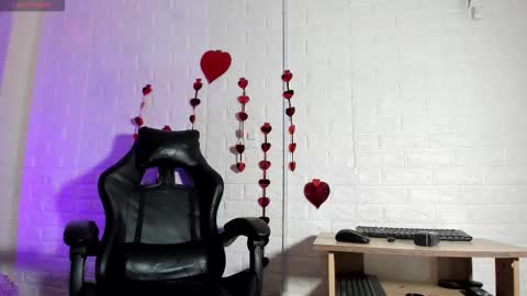 Snapshot of natalia_kiss01 chatting on 02.18.26 Natalia Kiss online show from 02.18.26
