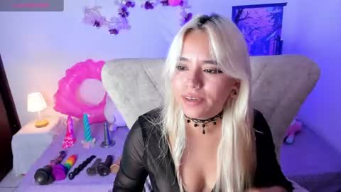 Snapshot of nataliahenao_69 chatting on 06.29.26 Nataliua Henao online show from 06.29.26