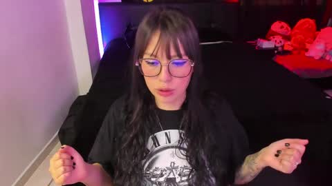 Natalia online show from 04.22.26