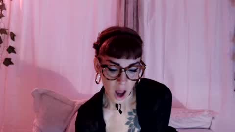 Snapshot of natalie6vmu chatting on 02.01.26 Natalie Six online show from 02.01.26