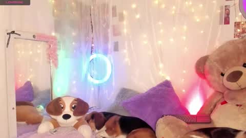 Snapshot of natalie_jaensen chatting on 03.15.26 online show from 03.15.26