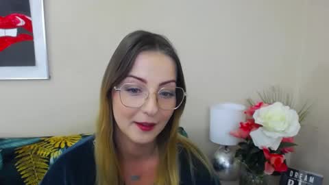 Snapshot of natalie_live chatting on 02.03.25 NatalieSexy online show from 02.03.25