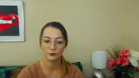 Snapshot of natalie_live chatting on 02.04.25 NatalieSexy online show from 02.04.25