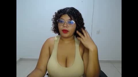 natalielabellex1 online show from 12.23.25