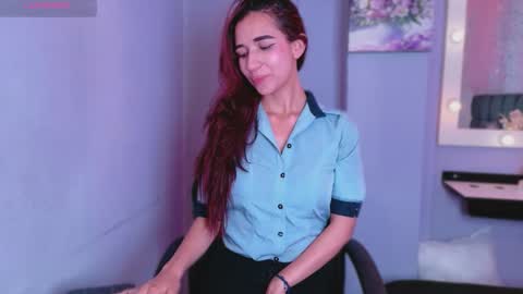 Snapshot of natalliapradas chatting on 09.30.25 natalliapradas online show from 09.30.25