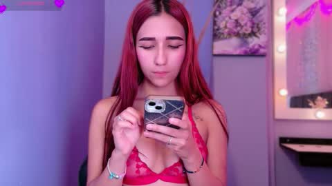 Snapshot of natalliapradas chatting on 12.02.25 natalliapradas online show from 12.02.25