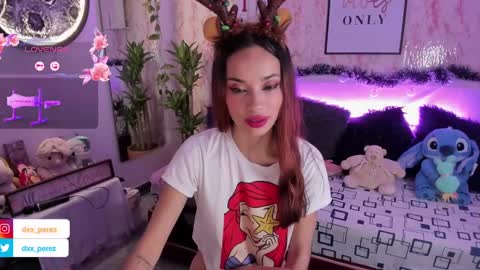 Snapshot of nataly_29 chatting on 12.30.24 MissNatis online show from 12.30.24