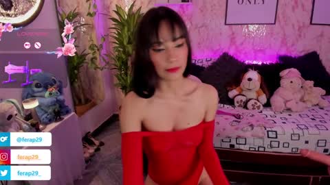 Snapshot of nataly_29 chatting on 02.25.25 MissNatis online show from 02.25.25