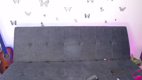 Snapshot of natalygreww chatting on 02.24.25 online show from 02.24.25