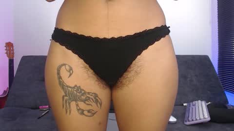 Snapshot of natalygreww chatting on 11.14.25 online show from 11.14.25