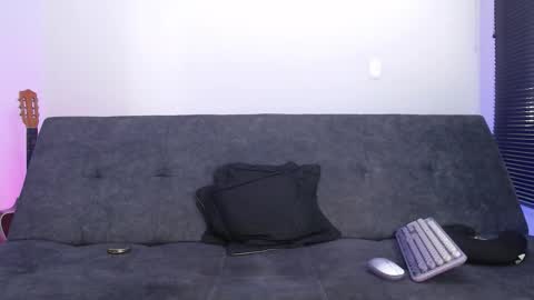 Snapshot of natalygreww chatting on 11.25.25 online show from 11.25.25