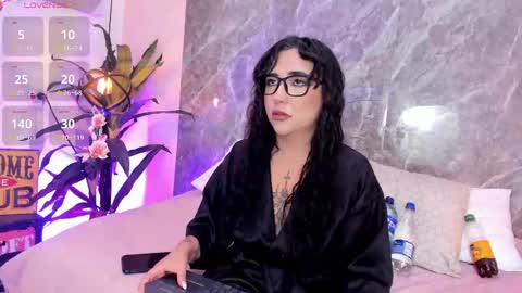 Snapshot of natalyrivers chatting on 05.14.26 Megan online show from 05.14.26