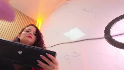 Snapshot of natasha__tp chatting on 02.18.26 Natasha tp 1430- 2100 online show from 02.18.26