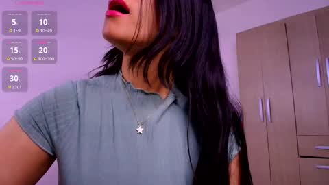 natasha_klump online show from 12.04.25