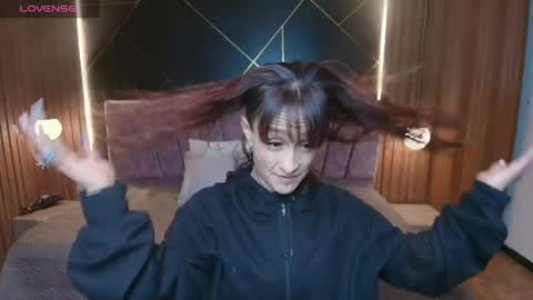Natasha Mason online show from 05.02.26
