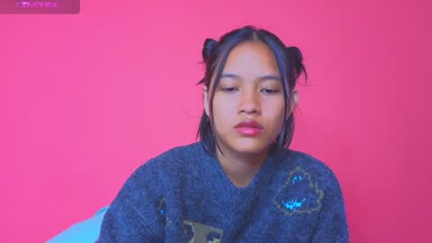 Natcha C online show from 12.04.24