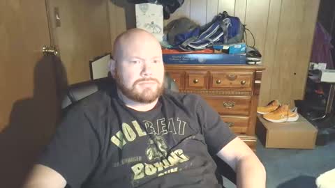 Snapshot of nate_b99 chatting on 10.26.25 Nate online show from 10.26.25