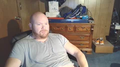 Snapshot of nate_b99 chatting on 11.22.25 Nate online show from 11.22.25