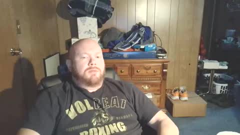 Snapshot of nate_b99 chatting on 12.21.25 Nate online show from 12.21.25