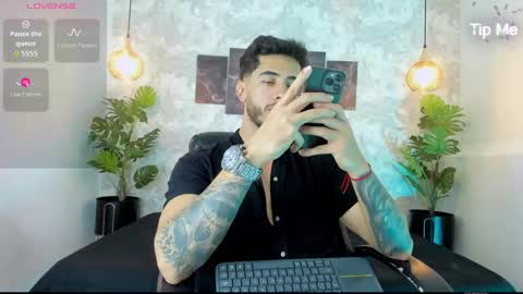 Snapshot of nate_franco chatting on 11.15.25 Nate Franco online show from 11.15.25