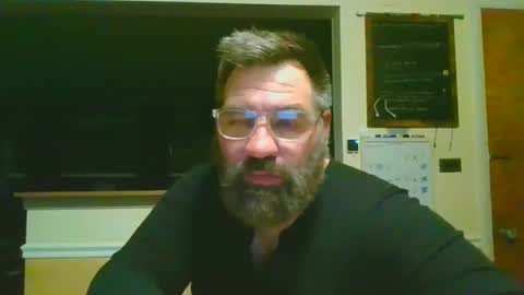 Snapshot of nateemkow chatting on 01.27.25 lombardIL online show from 01.27.25