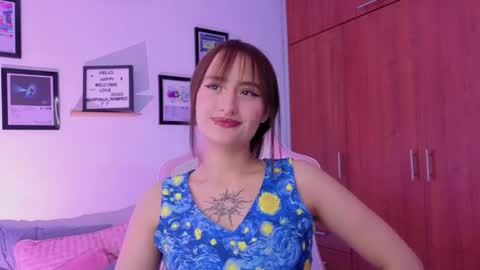 Nathalia Ramirez online show from 04.01.26