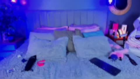 Snapshot of nathalia_stone_ chatting on 08.05.26 nathalia stone online show from 08.05.26