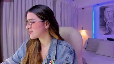 NATHALIE online show from 04.21.26