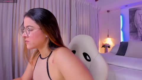 NATHALIE online show from 08.01.26