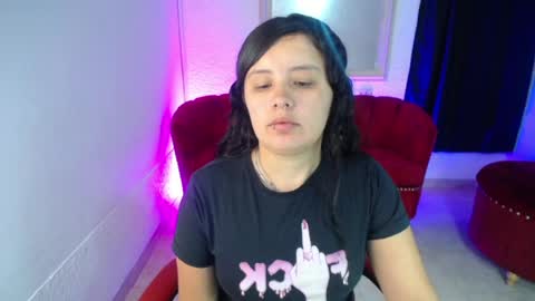 Snapshot of nathaly_low chatting on 07.24.26 nathaly low online show from 07.24.26