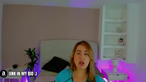 Snapshot of nathalyn05 chatting on 05.08.26 NATHALY online show from 05.08.26