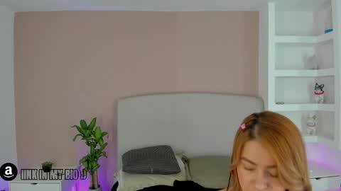 Snapshot of nathalyn05 chatting on 05.23.26 NATHALY online show from 05.23.26