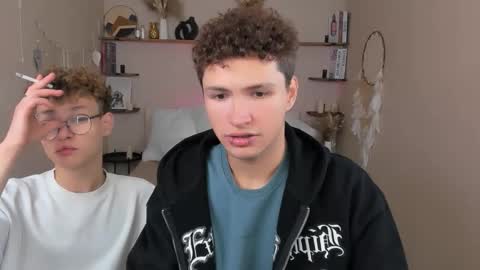 Snapshot of nathan_curl chatting on 10.24.25 Nathan online show from 10.24.25