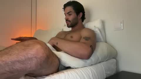 Snapshot of nathan_gael chatting on 05.10.26 Nathaniel online show from 05.10.26