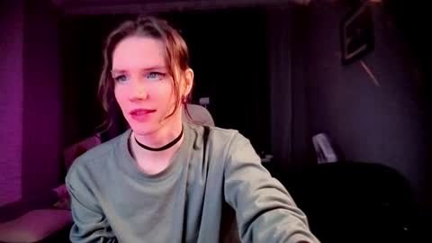 Snapshot of nathan_lucas chatting on 10.03.25 This name is so sexy you cant pronounce it. online show from 10.03.25