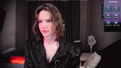 Snapshot of nathan_lucas chatting on 11.21.25 This name is so sexy you cant pronounce it. online show from 11.21.25