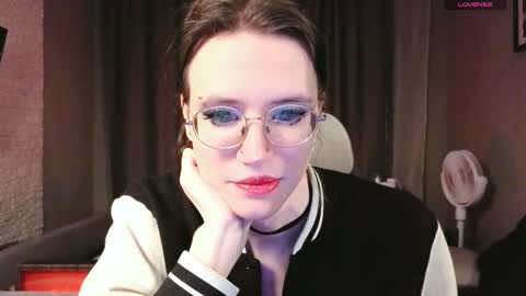 Snapshot of nathan_lucas chatting on 12.14.25 This name is so sexy you cant pronounce it. online show from 12.14.25