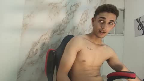 Snapshot of nathan_shimmer chatting on 02.11.26 nathan_shimmer online show from 02.11.26