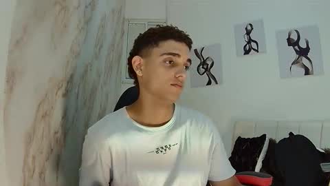 Snapshot of nathan_shimmer chatting on 03.03.26 nathan_shimmer online show from 03.03.26