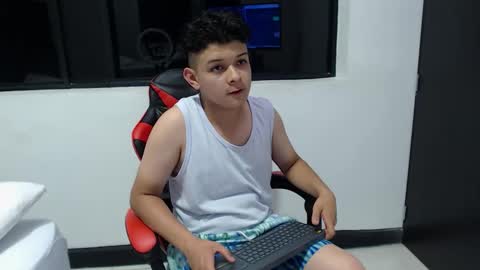 Snapshot of nathanbrookss chatting on 12.16.25 NathanBrooks online show from 12.16.25